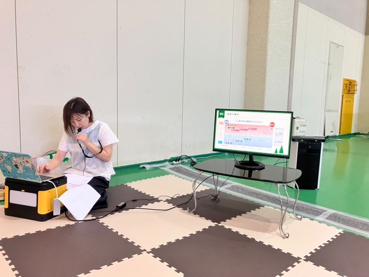 2207F48B-B6EF-4EAA-87ED-C2A9A3397CC1 - E